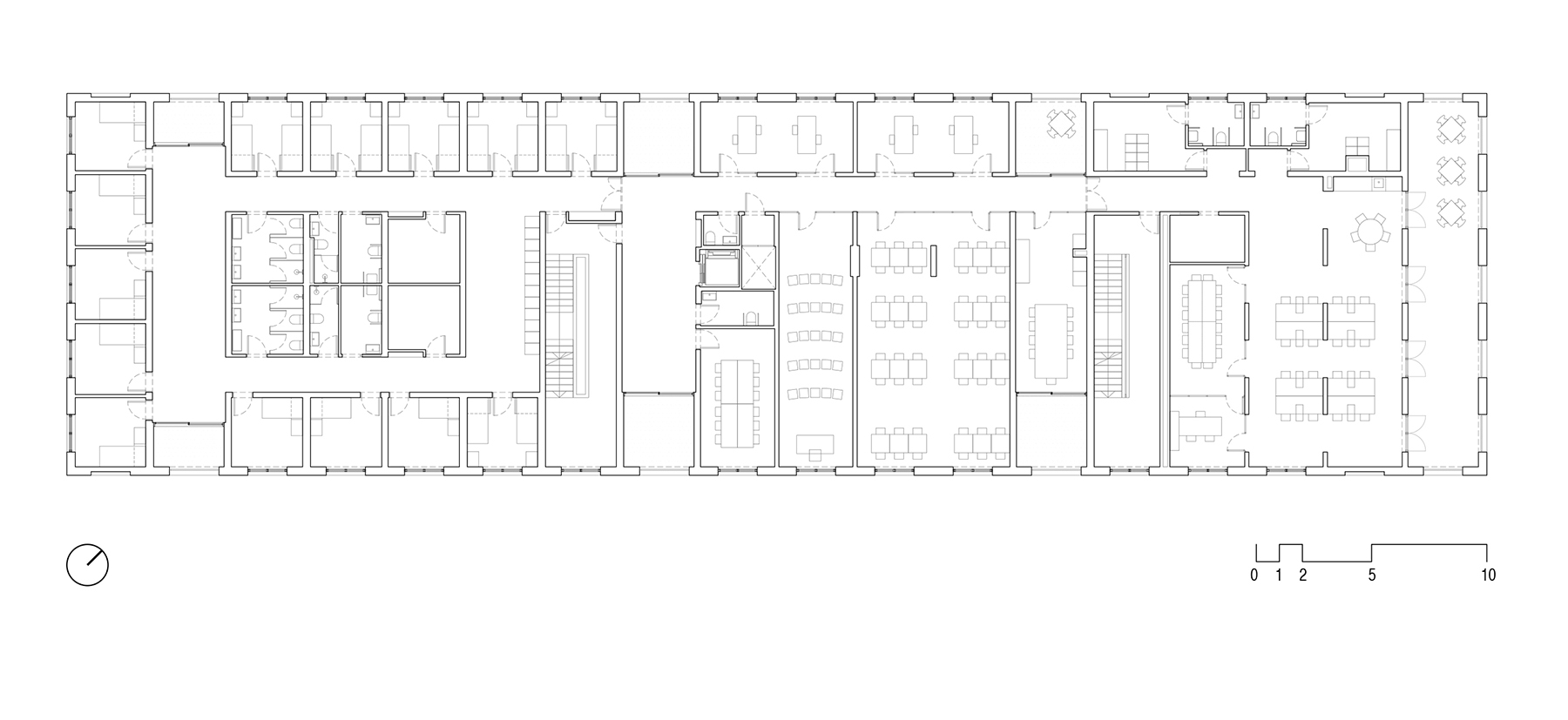 "Shelter for homeless women", Vivas Arquitectos (Spagna). Planimetria del piano primo. 