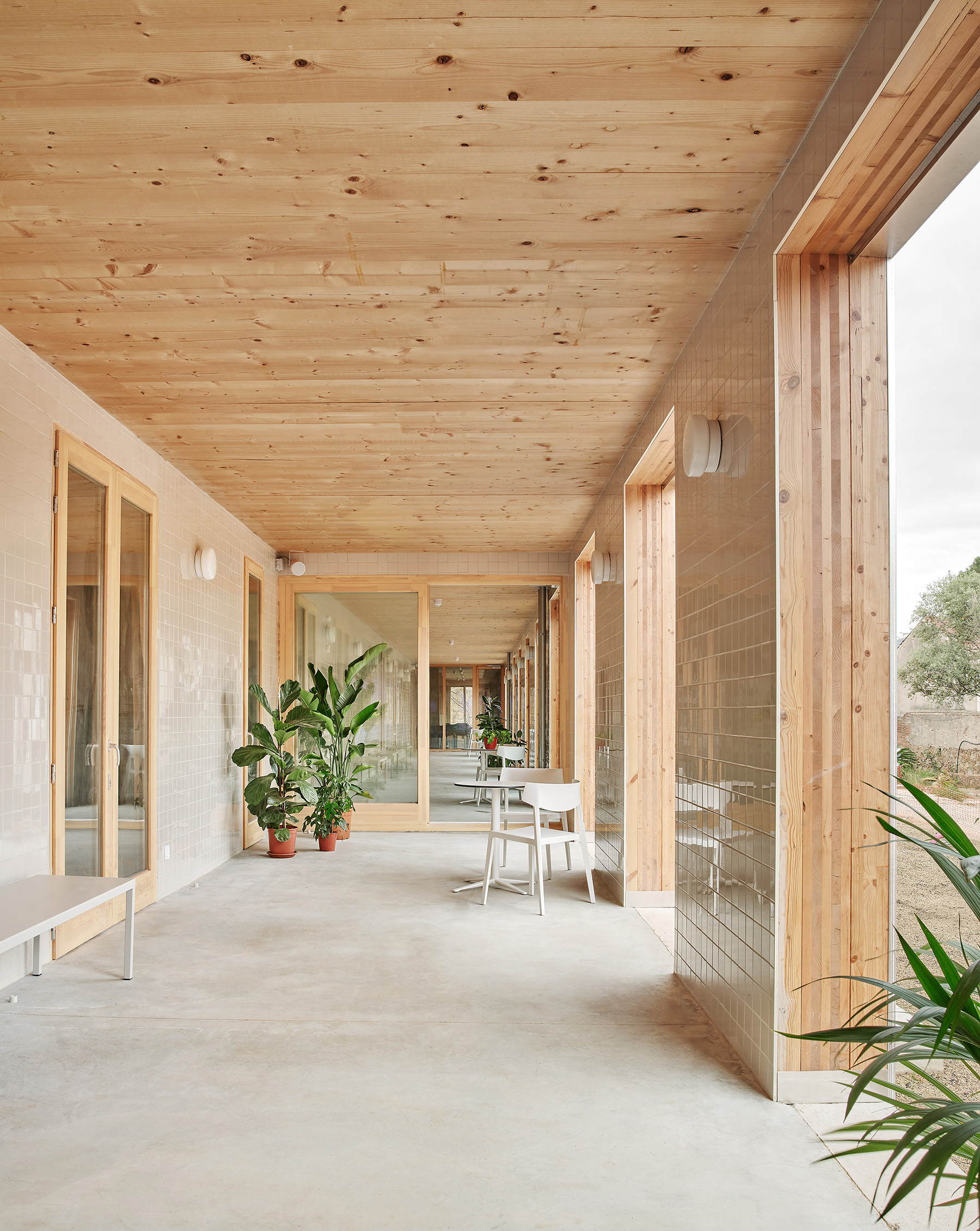 "Shelter for homeless women", Vivas Arquitectos (Spagna). Foto di José Hevia.