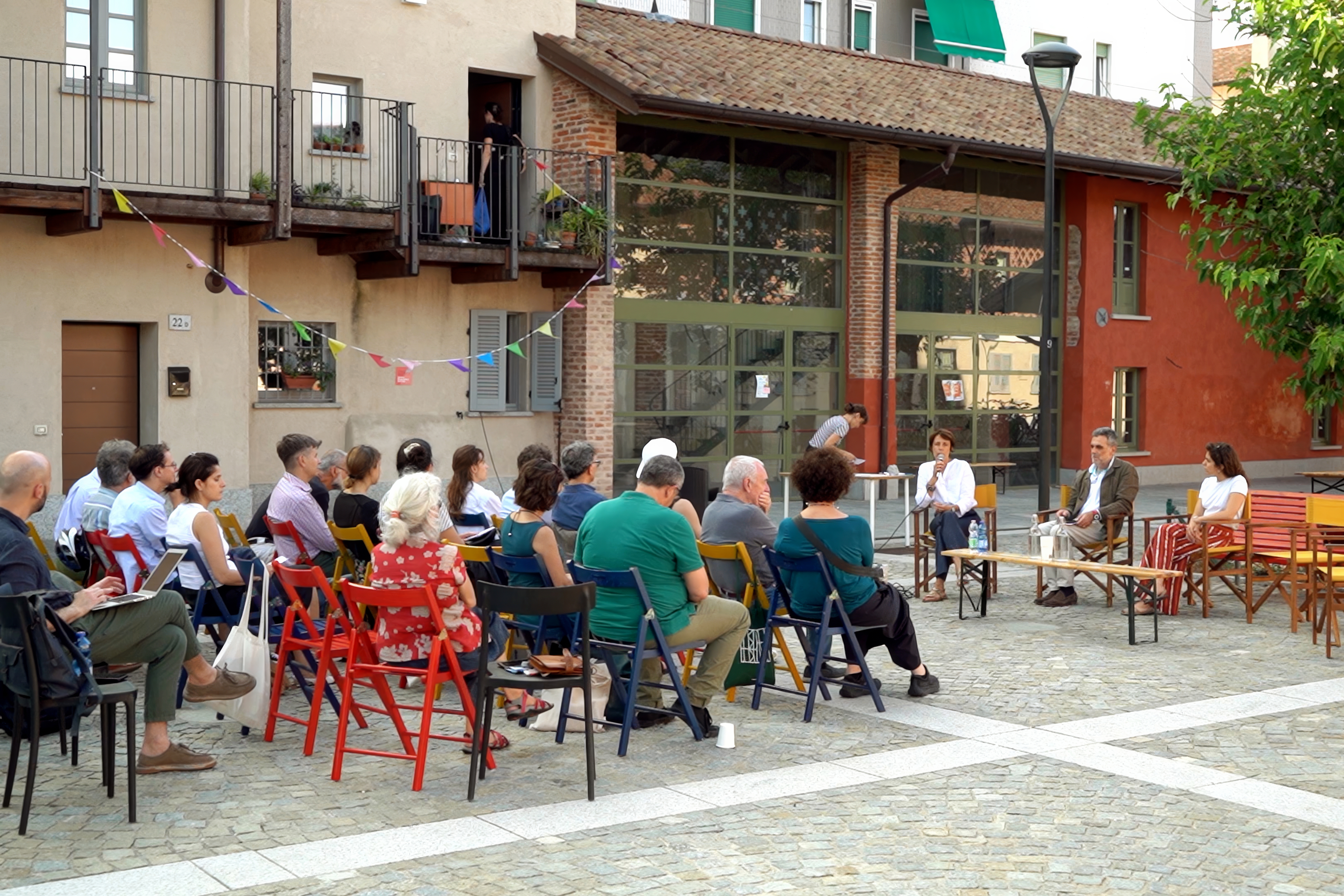 Cara Casa @ Milano. Abitare, stare bene. La casa “abbordabile” e il welfare materiale Milano Plurale. Sguardi e progetti. Fotografia di Daniele Portanome